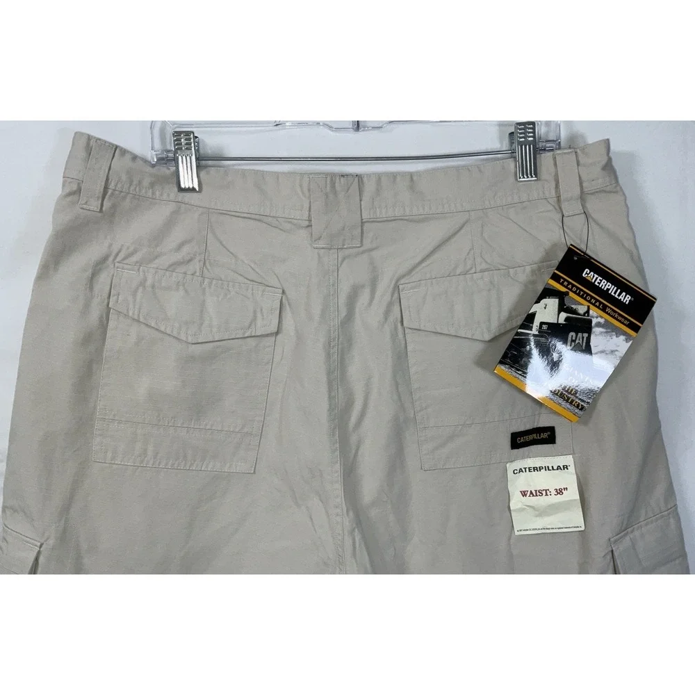 NWT Men's Caterpillar CAT Workwear Cargo Shorts Stone‎ - Size 38